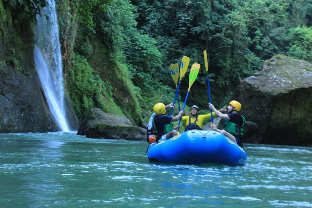 Hotel Pacuare トゥリアルバ エクステリア 写真